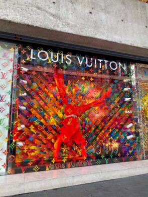 Louis Vuitton - Monogram